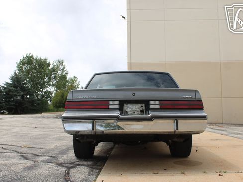 Used 1987 Buick Regal Coupe RWD image 35
