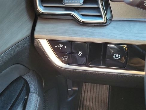 Used 2024 Kia Sportage X-Line w/ X-Line Premium Package image 12