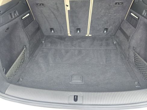 Used 2018 Audi Q5 2.0T Premium image 31