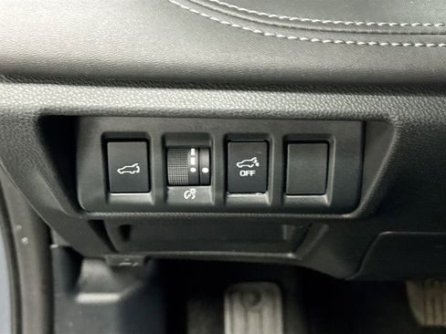 Used 2023 Subaru Outback Limited image 6