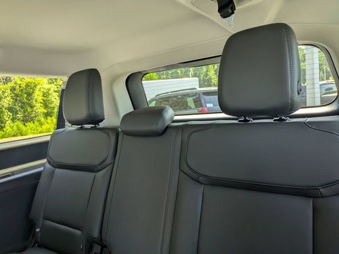 New 2026 Ford Expedition Max Active AWD/4WD image 16
