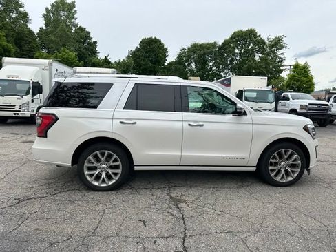 Used 2019 Ford Expedition Platinum AWD/4WD image 6