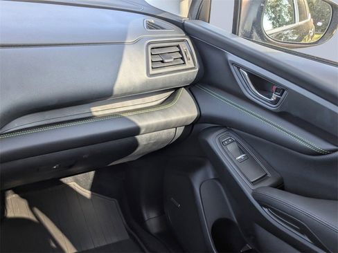 Certified 2025 Subaru Ascent Bronze Edition w/ Onyx Package image 18