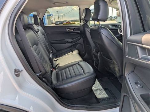 Used 2024 Ford Edge SEL AWD/4WD image 5