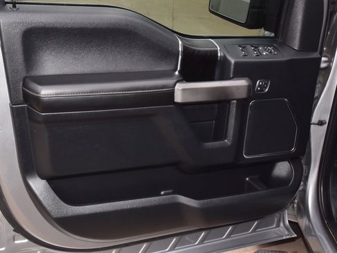 Used 2020 Ford F150 Platinum w/ Equipment Group 701A Luxury image 35