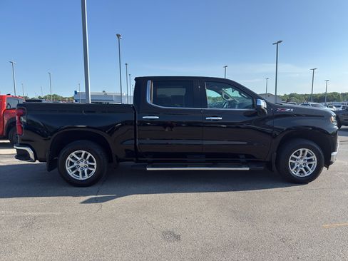 Used 2019 Chevrolet Silverado 1500 LTZ w/ LTZ Plus Package AWD/4WD image 4