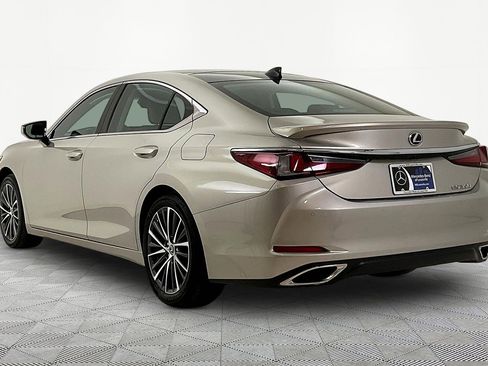 Used 2023 Lexus ES 350 w/ Premium Package FWD image 4