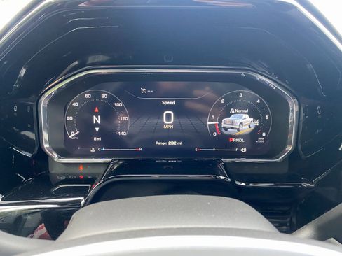 New 2026 GMC Sierra 1500 Elevation image 16