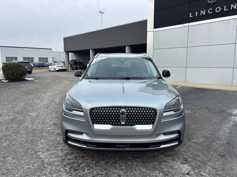 Certified 2023 Lincoln Aviator AWD w/ Premium Package image 2