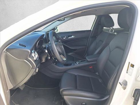 Used 2020 Mercedes-Benz GLA 250 image 10