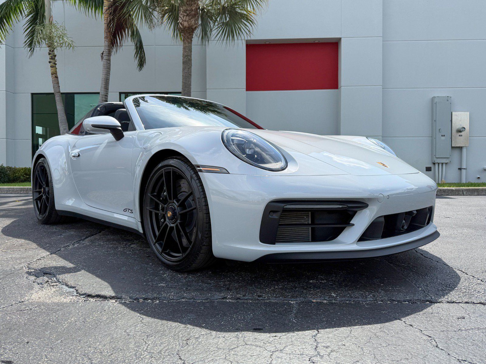 Used 2024 Porsche 911 Targa 4 GTS AWD/4WD image 3