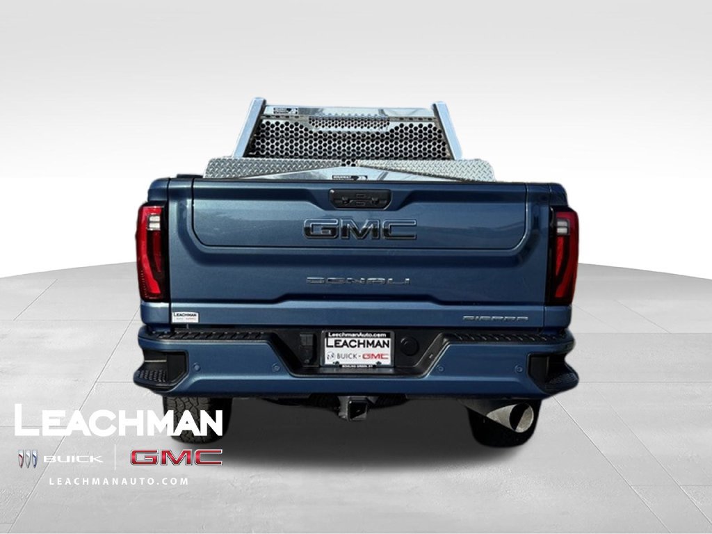 Used 2024 GMC Sierra 3500 Denali Ultimate AWD/4WD image 5