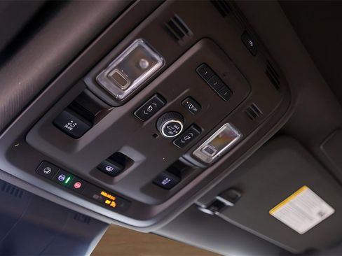 Certified 2021 Cadillac Escalade Sport w/ Driver Assist Tech Package image 23