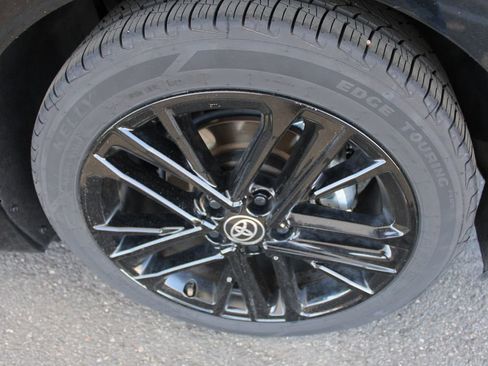 Certified 2025 Toyota Camry SE FWD image 59