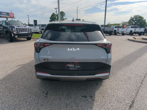New 2026 Kia Sportage S AWD/4WD image 7