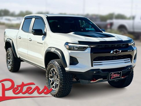 Used 2024 Chevrolet Colorado ZR2 w/ Technology Package image 1