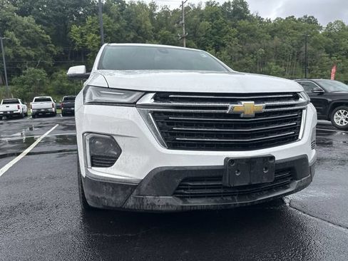 Used 2023 Chevrolet Traverse LT AWD/4WD image 11