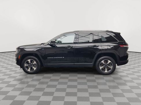 Used 2023 Jeep Grand Cherokee 4WD 4xe image 39