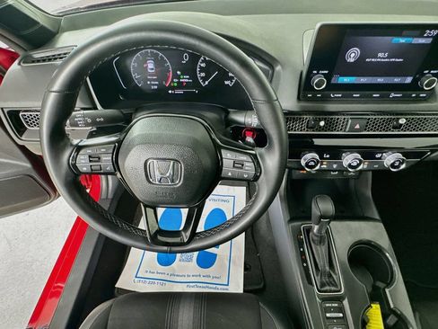 Used 2023 Honda Civic Sport image 14