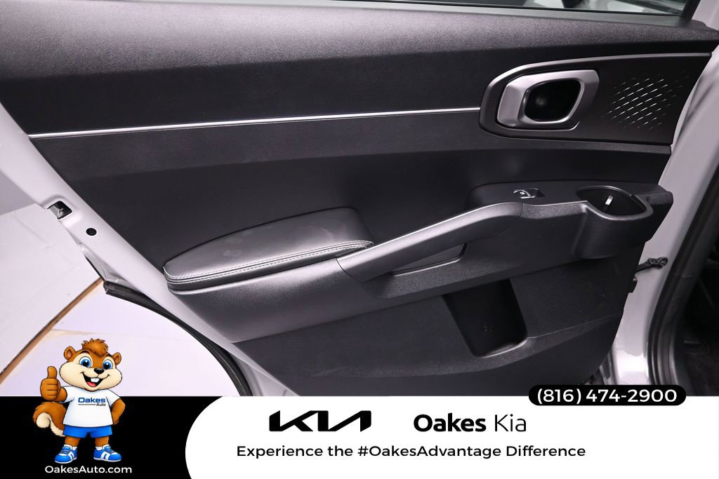 Certified 2026 Kia Sorento S w/ S Panoramic Sunroof Package FWD image 28