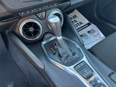 Used 2020 Chevrolet Camaro LT image 18