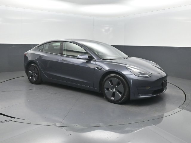 Used 2023 Tesla Model 3 Standard Range RWD image 23
