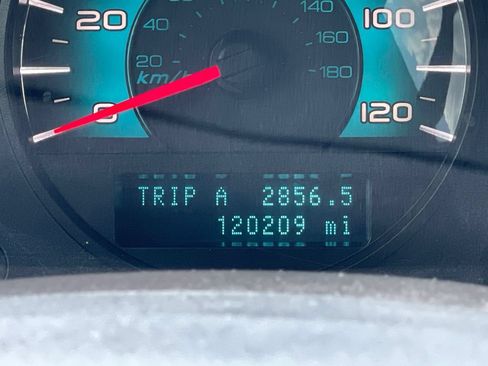 Used 2010 Ford Fusion SE FWD image 27