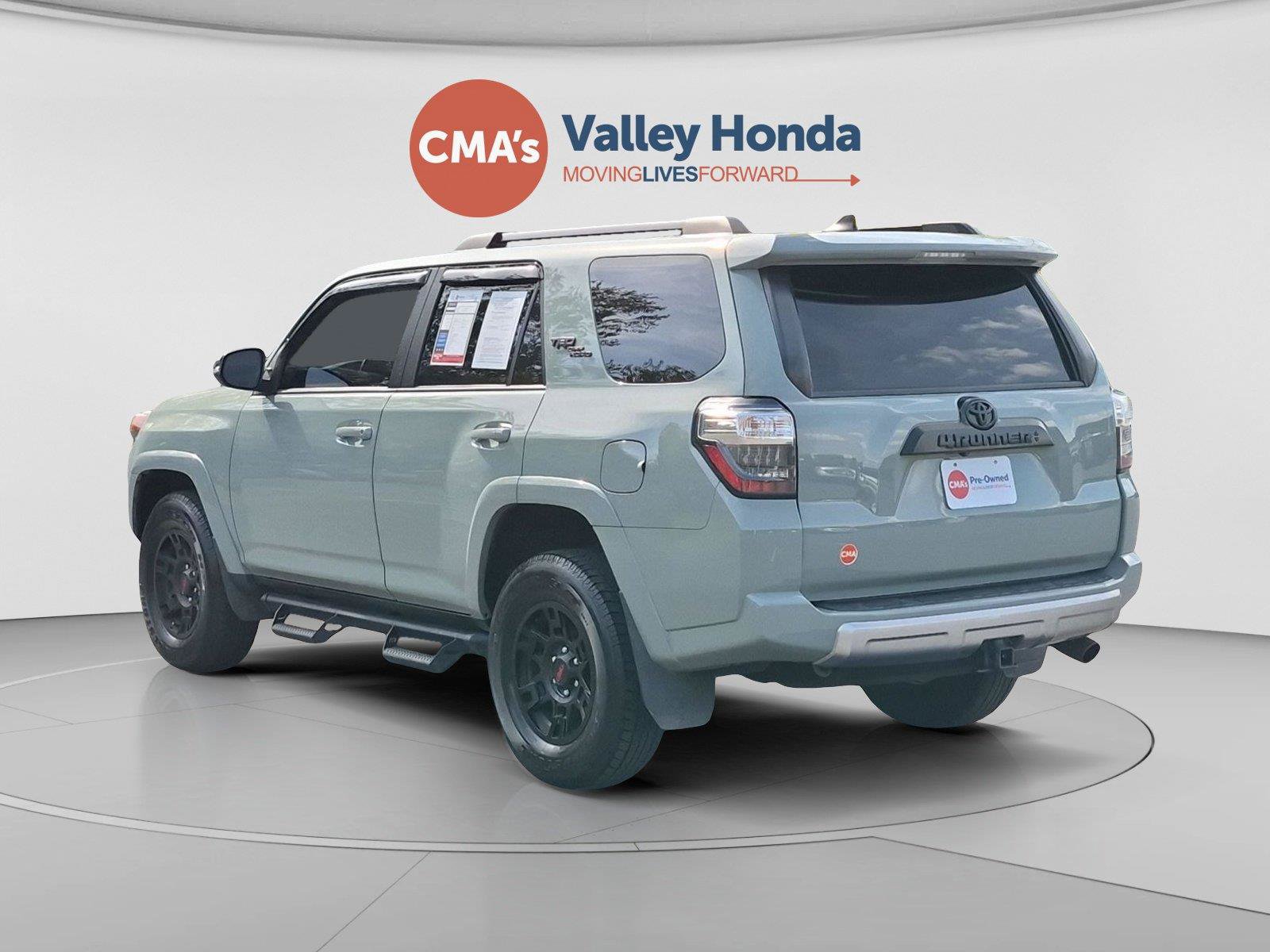 Used 2023 Toyota 4Runner TRD Off-Road Premium w/ Off Road Premium Plus Package AWD/4WD image 3