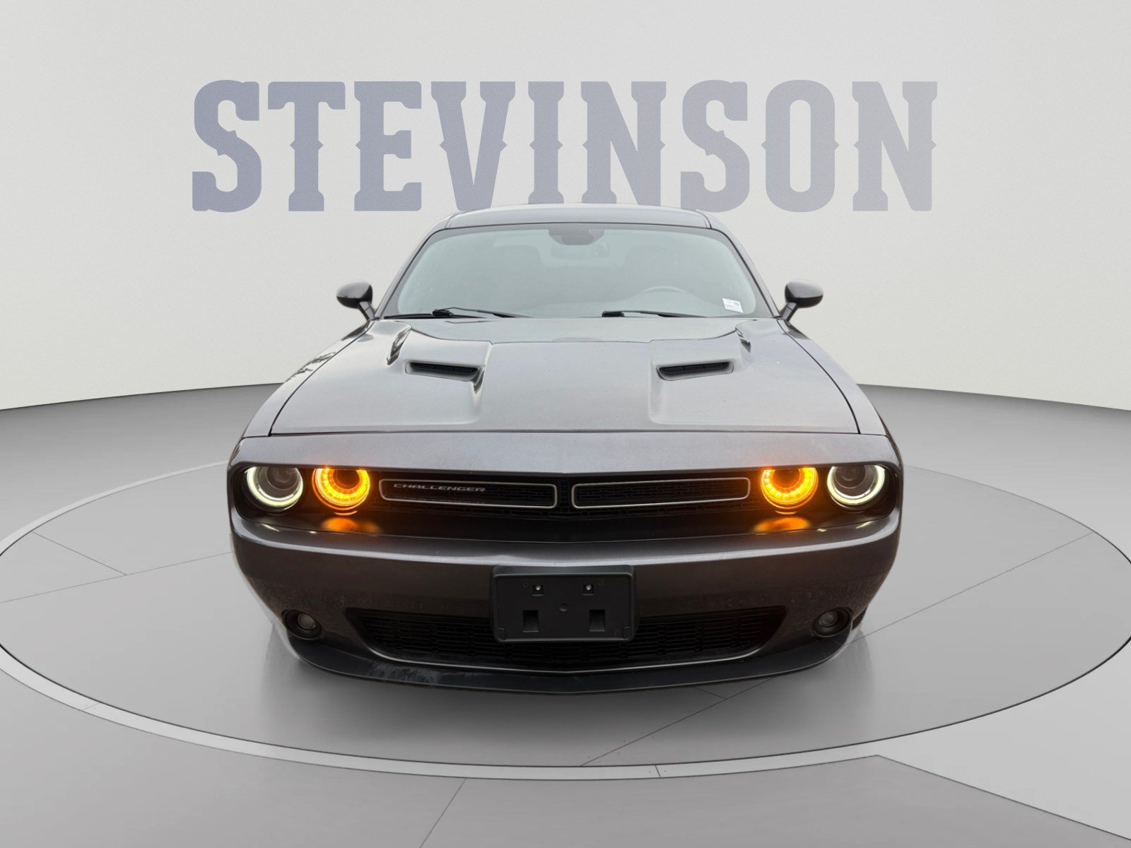 Used 2015 Dodge Challenger SXT Plus w/ Driver Convenience Group RWD image 8