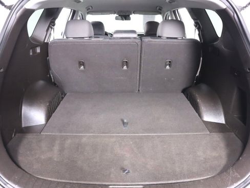 Used 2019 Hyundai Santa Fe SE AWD/4WD image 32