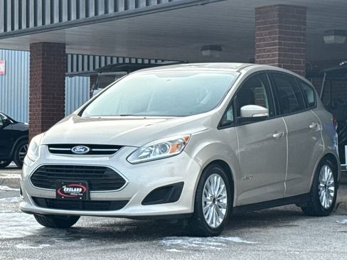 Used 2017 Ford C-MAX SE image 3