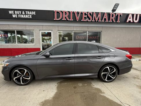 Used 2019 Honda Accord Sport image 5