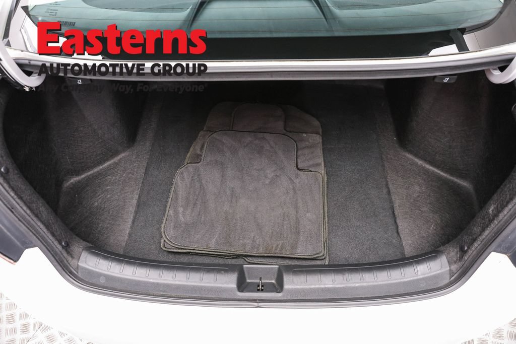 Used 2022 Honda Civic Touring image 10