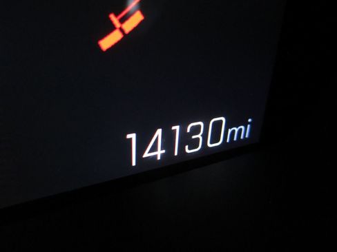 Used 2024 Chevrolet Colorado ZR2 w/ ZR2 Convenience Package III image 30