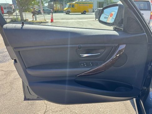 Used 2014 BMW 328i Sedan RWD image 20