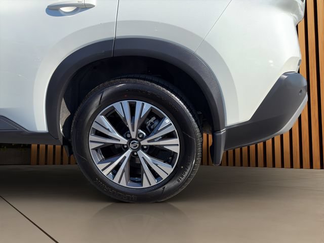 Used 2021 Nissan Rogue SV AWD/4WD image 6