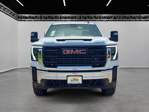 New 2024 GMC Sierra 2500 Pro AWD/4WD image 2