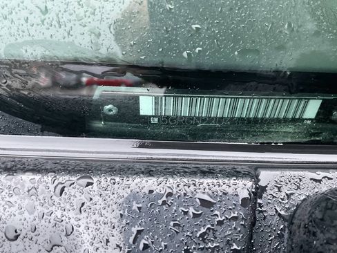 Used 2003 HUMMER H2 w/ Preferred Equipment Group image 20