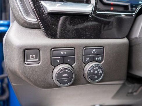 Used 2022 Chevrolet Silverado 1500 RST AWD/4WD image 19