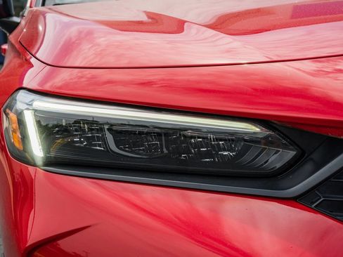 Certified 2025 Honda Civic Sport image 12