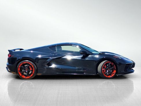 Used 2023 Chevrolet Corvette Stingray Preferred Cpe w/ Z51 Performance Package RWD image 3