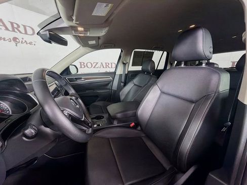 Used 2019 Volkswagen Atlas SE w/ Towing Package FWD image 25