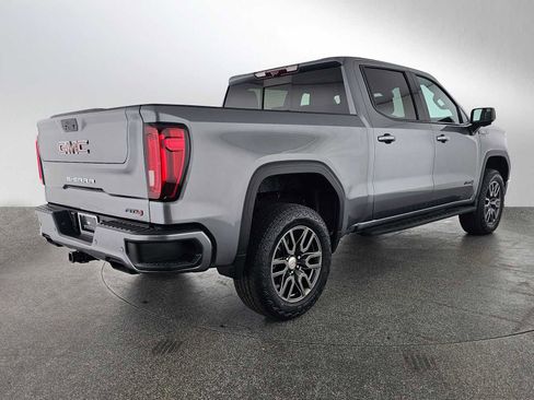 Used 2022 GMC Sierra 1500 AT4 w/ AT4 Premium Package image 3
