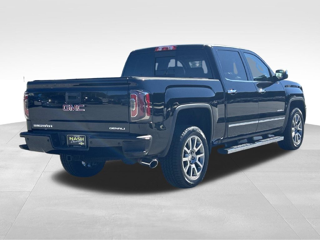 Used 2018 GMC Sierra 1500 Denali AWD/4WD image 3