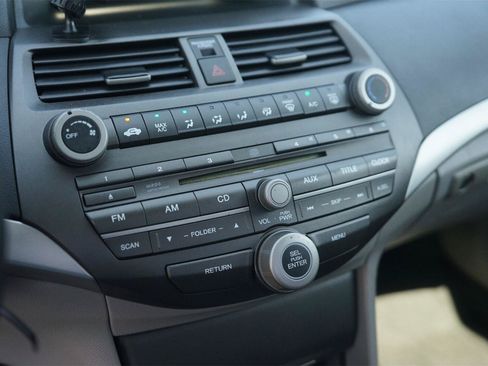 Used 2012 Honda Accord LX image 27