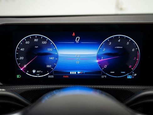 Certified 2025 Mercedes-Benz CLA 250 4MATIC image 28