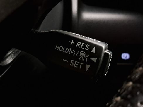 Used 2021 Lexus IS 350 F Sport image 18