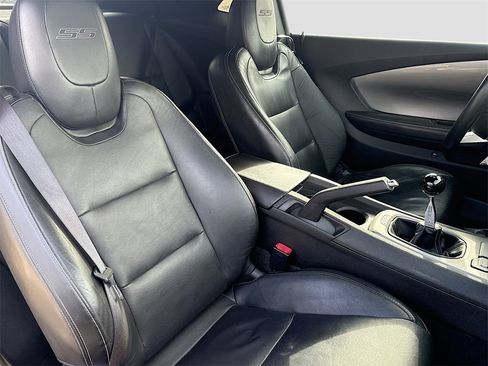 Used 2010 Chevrolet Camaro SS w/ LPO, Ground Effects Package image 27
