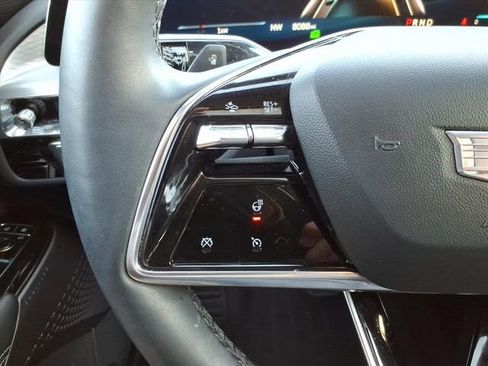 Certified 2024 Cadillac Lyriq Luxury image 34