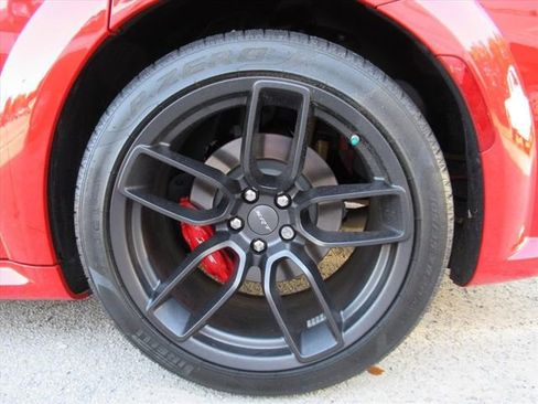 Used 2023 Dodge Charger SRT Hellcat w/ Harman/Kardon Audio Group RWD image 5